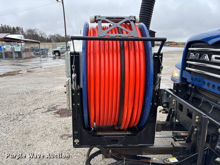 image for item EM5025 2014 Mack GU713  sewer jetter truck