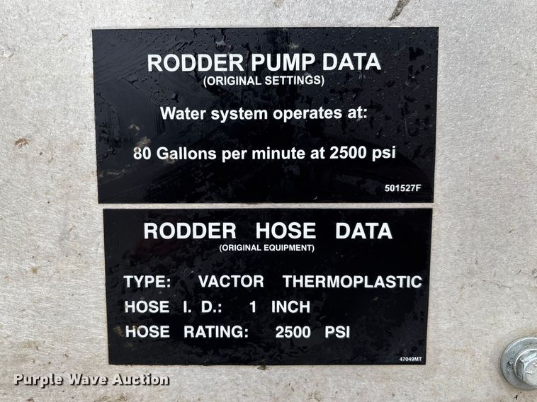 image for item EM5025 2014 Mack GU713  sewer jetter truck