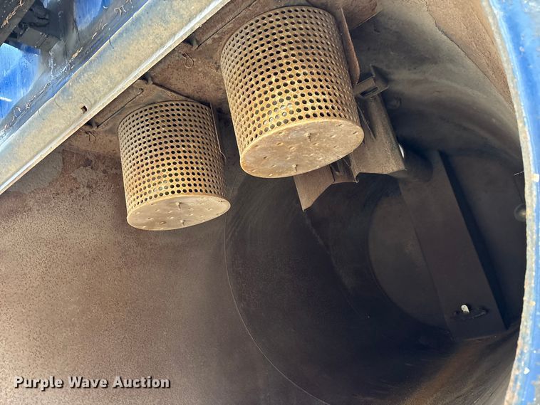 image for item EM5025 2014 Mack GU713  sewer jetter truck