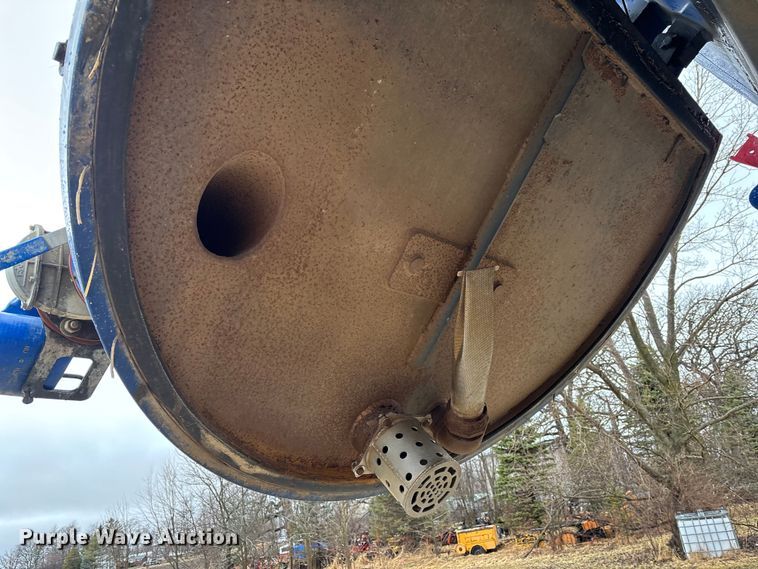 image for item EM5025 2014 Mack GU713  sewer jetter truck