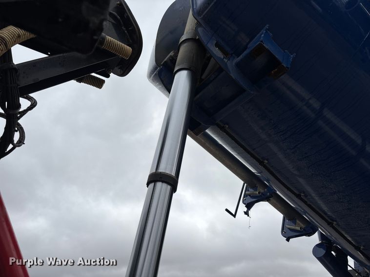 image for item EM5025 2014 Mack GU713  sewer jetter truck