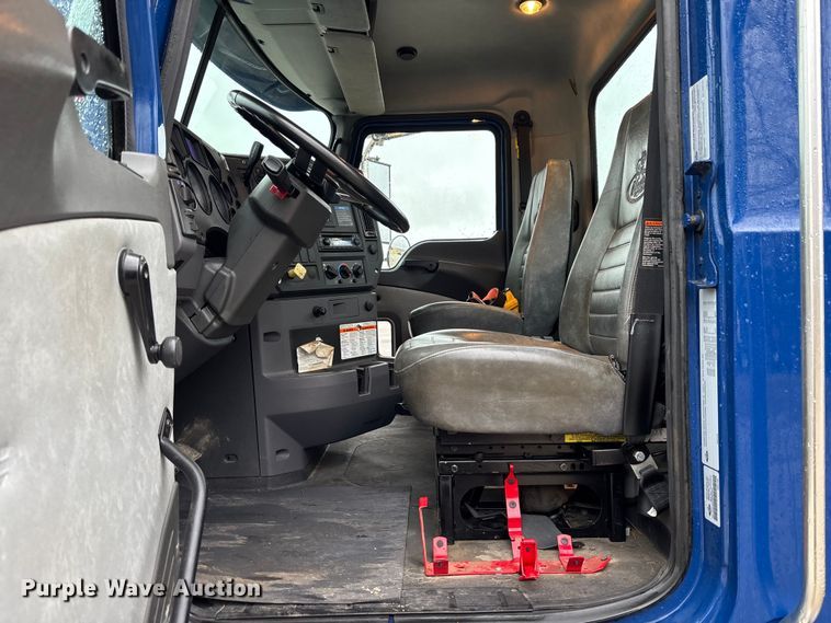 image for item EM5025 2014 Mack GU713  sewer jetter truck