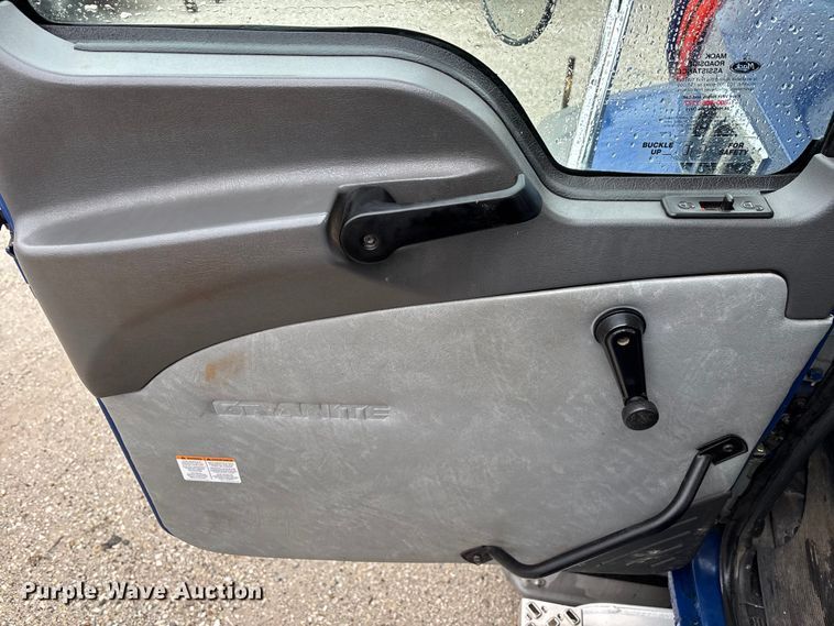 image for item EM5025 2014 Mack GU713  sewer jetter truck