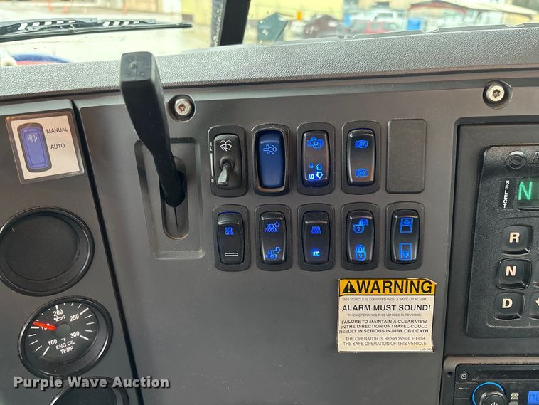 image for item EM5025 2014 Mack GU713  sewer jetter truck