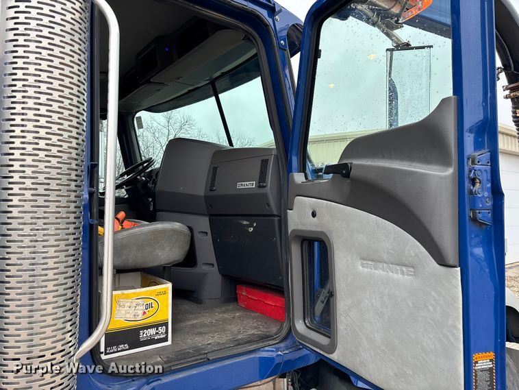 image for item EM5025 2014 Mack GU713  sewer jetter truck