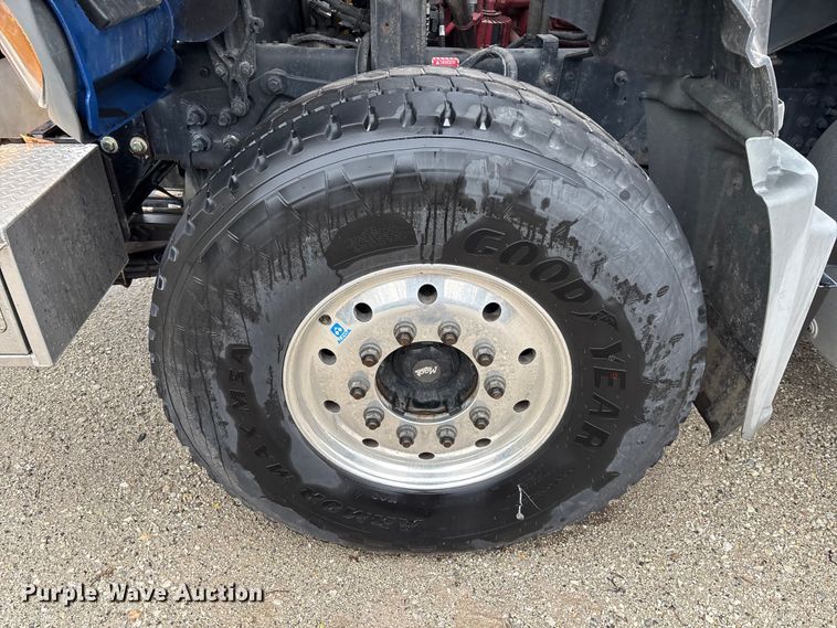 image for item EM5025 2014 Mack GU713  sewer jetter truck