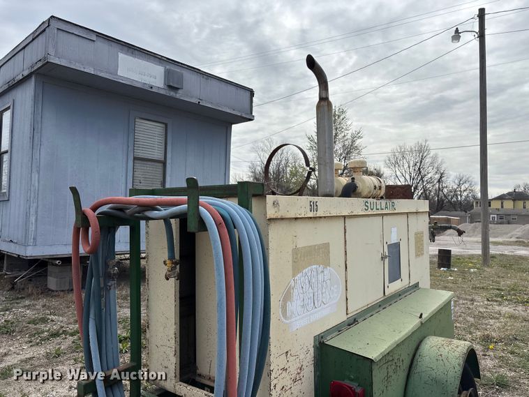 image for item EO4062 Sullair 185DPQ2W air compressor