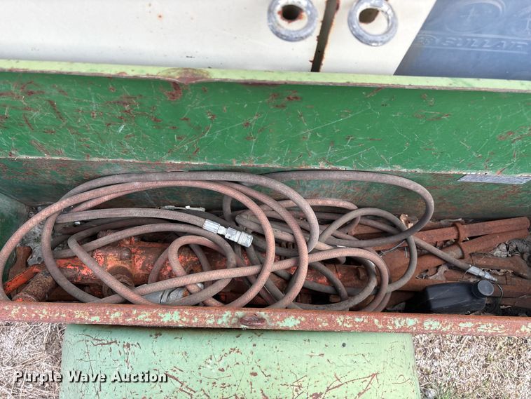 image for item EO4062 Sullair 185DPQ2W air compressor