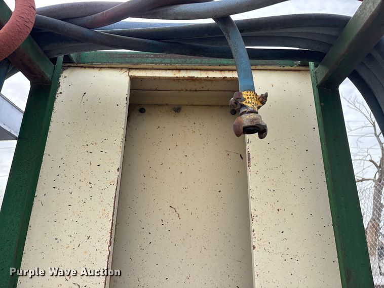 image for item EO4062 Sullair 185DPQ2W air compressor