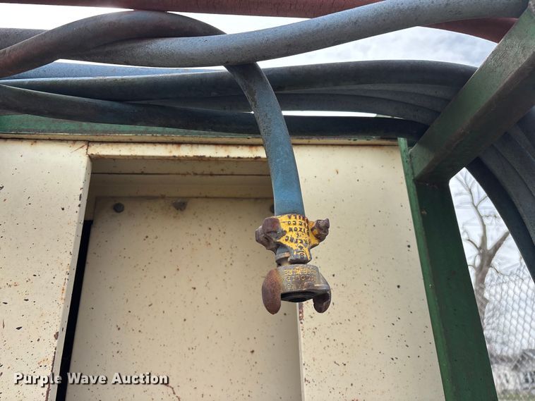 image for item EO4062 Sullair 185DPQ2W air compressor