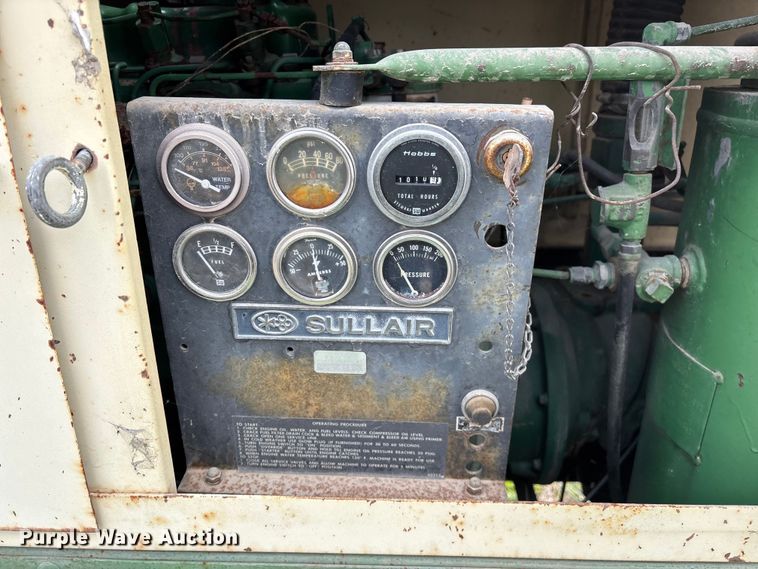 image for item EO4062 Sullair 185DPQ2W air compressor