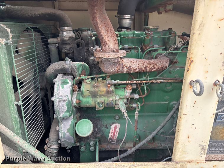 image for item EO4062 Sullair 185DPQ2W air compressor