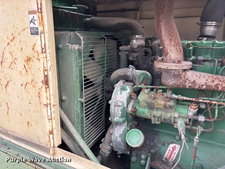 image for item EO4062 Sullair 185DPQ2W air compressor