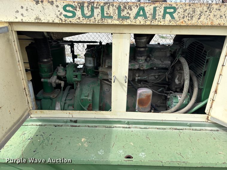 image for item EO4062 Sullair 185DPQ2W air compressor