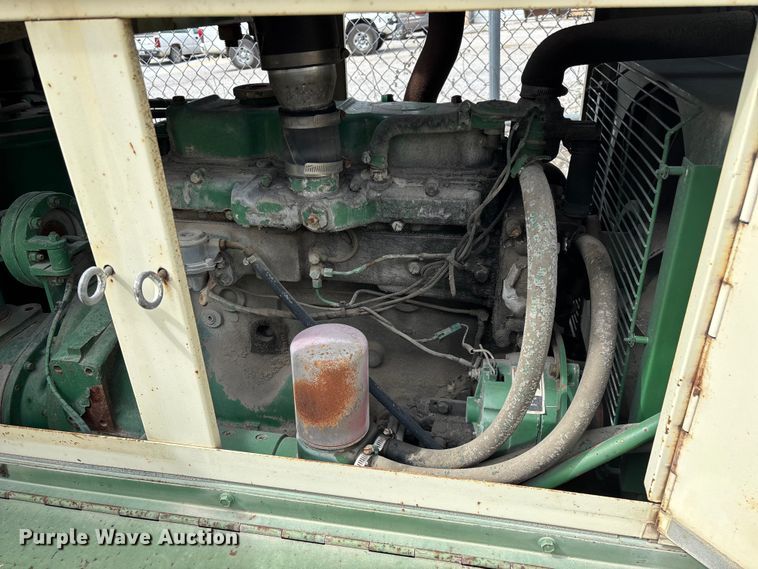 image for item EO4062 Sullair 185DPQ2W air compressor