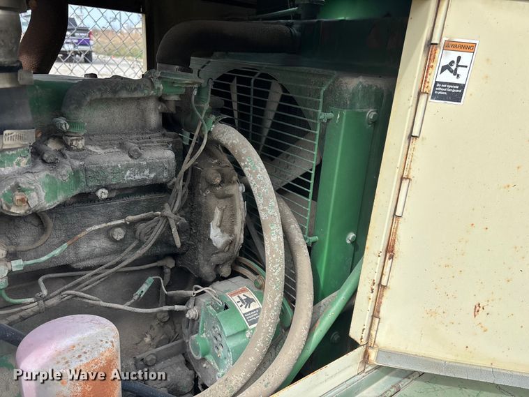 image for item EO4062 Sullair 185DPQ2W air compressor