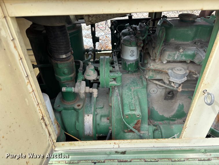 image for item EO4062 Sullair 185DPQ2W air compressor