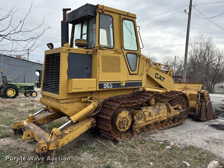 image for item EO4063 1982 Caterpillar 963 loader