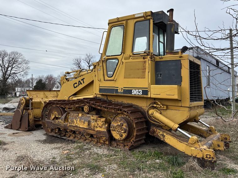 image for item EO4063 1982 Caterpillar 963 loader