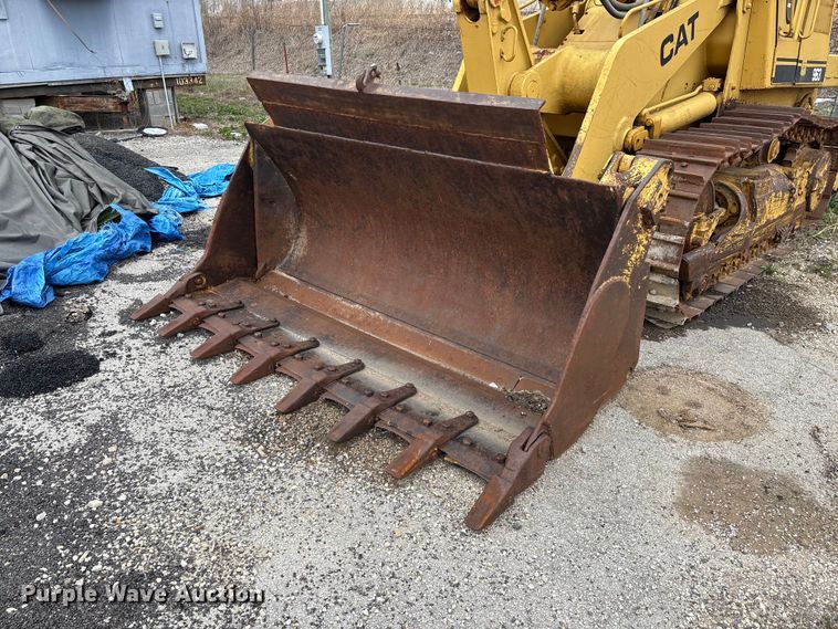 image for item EO4063 1982 Caterpillar 963 loader