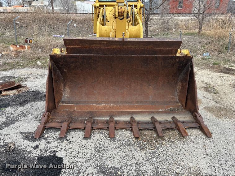 image for item EO4063 1982 Caterpillar 963 loader
