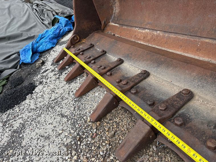 image for item EO4063 1982 Caterpillar 963 loader