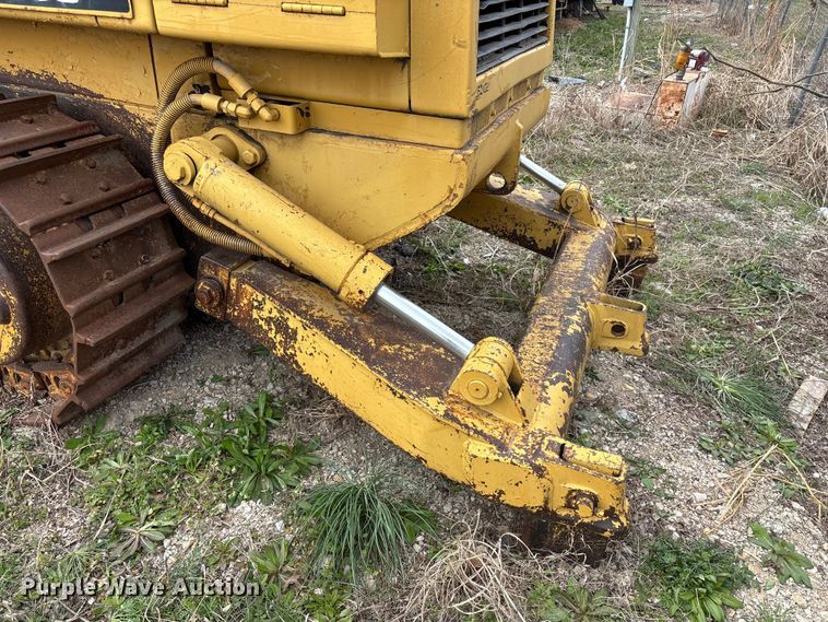 image for item EO4063 1982 Caterpillar 963 loader