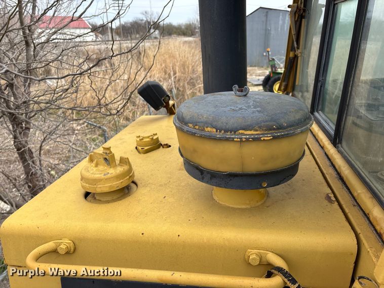 image for item EO4063 1982 Caterpillar 963 loader