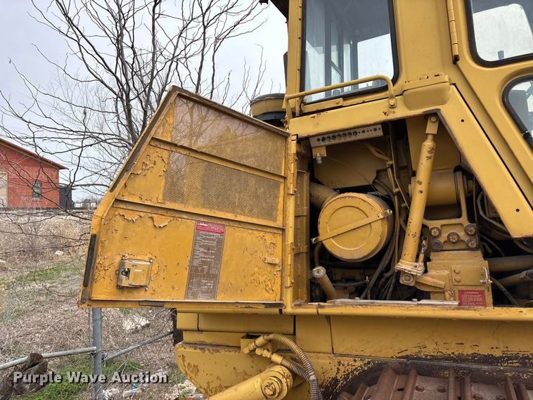 image for item EO4063 1982 Caterpillar 963 loader