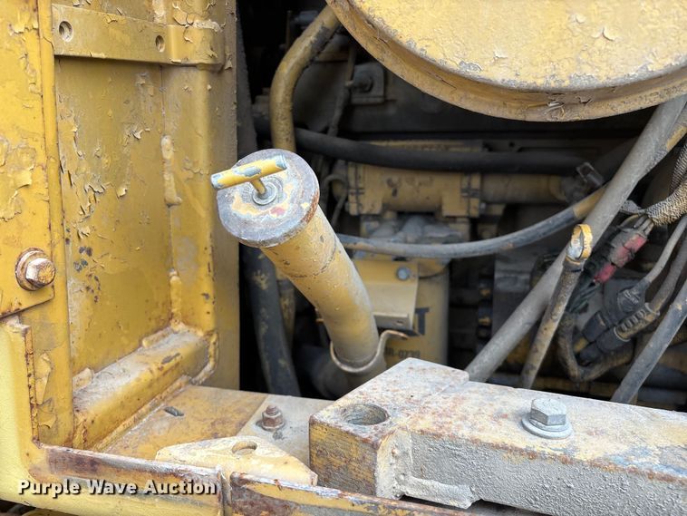 image for item EO4063 1982 Caterpillar 963 loader