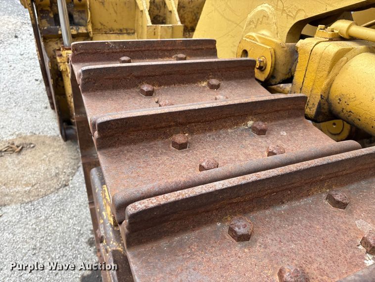 image for item EO4063 1982 Caterpillar 963 loader