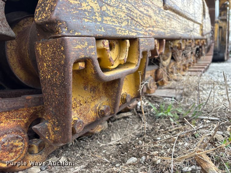 image for item EO4063 1982 Caterpillar 963 loader