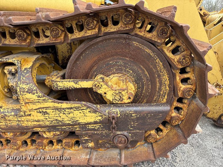 image for item EO4063 1982 Caterpillar 963 loader