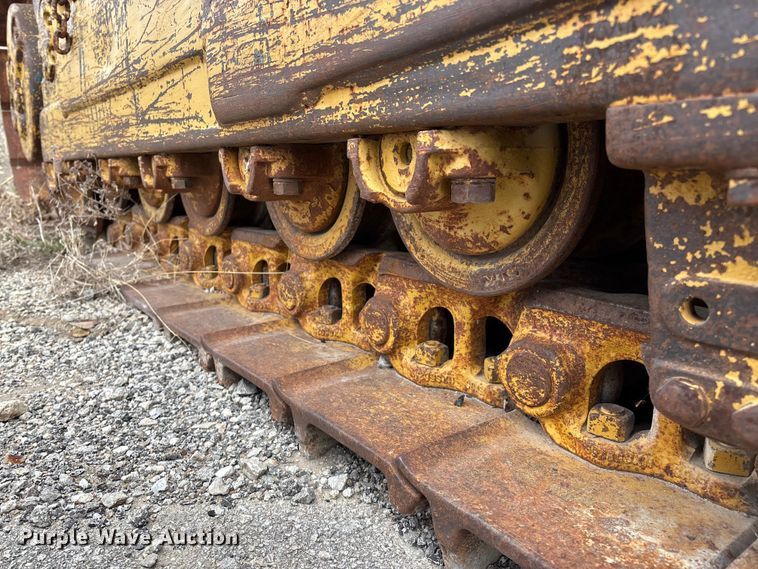 image for item EO4063 1982 Caterpillar 963 loader