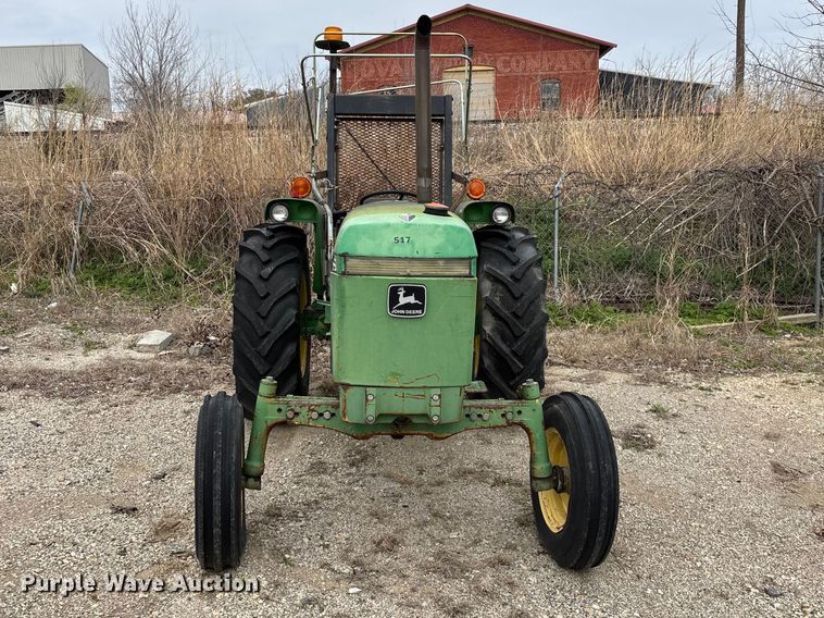 image for item EO4064 1989 John Deere 2355 tractor