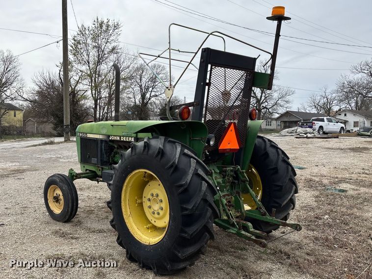 image for item EO4064 1989 John Deere 2355 tractor