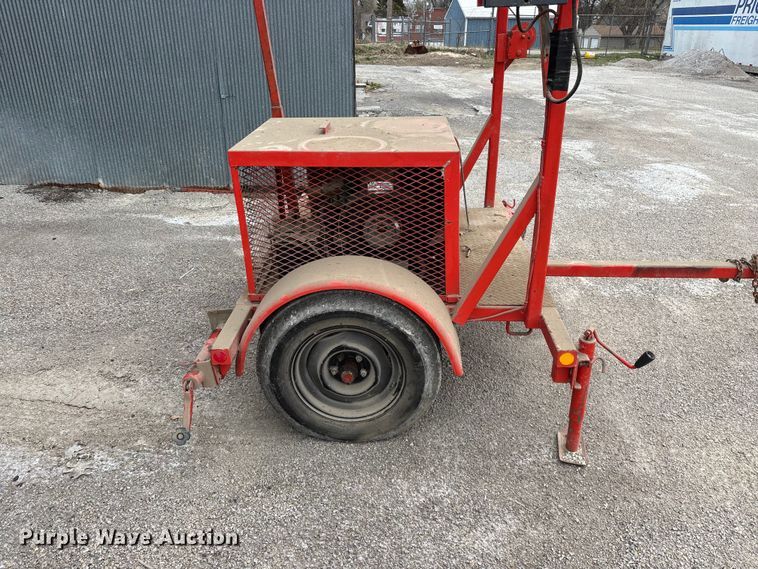 image for item EO4065 Wanco Traffic Director arrow board trailer