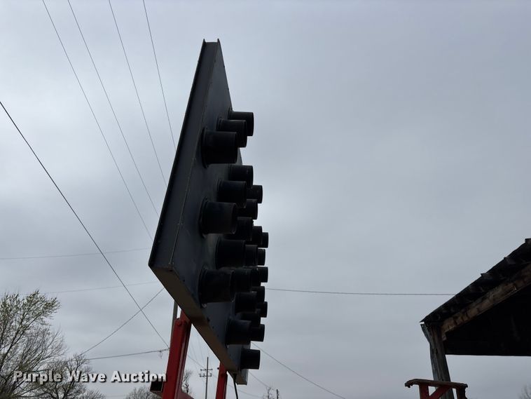 image for item EO4065 Wanco Traffic Director arrow board trailer