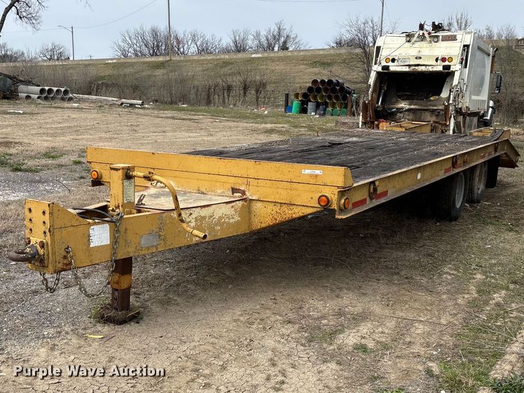 image for item EO4066 2002 Belshe  equipment trailer