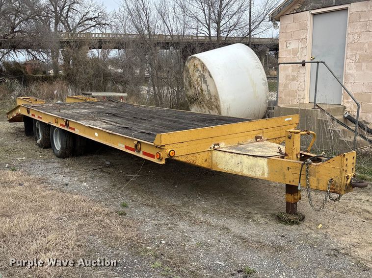 image for item EO4066 2002 Belshe  equipment trailer