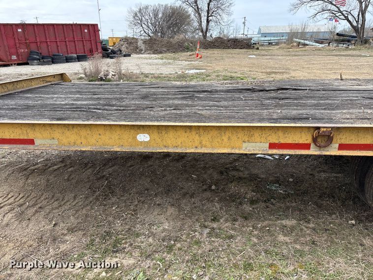 image for item EO4066 2002 Belshe  equipment trailer