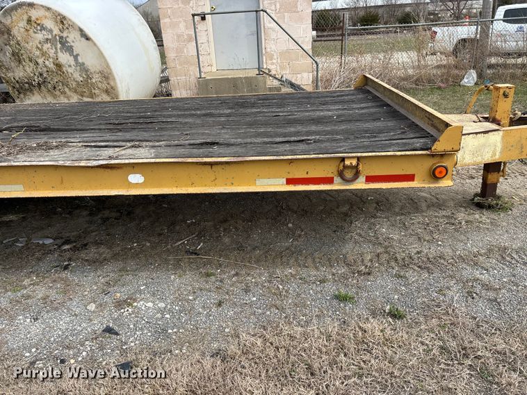 image for item EO4066 2002 Belshe  equipment trailer