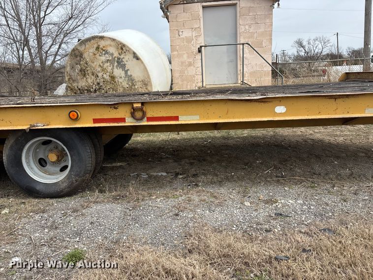 image for item EO4066 2002 Belshe  equipment trailer
