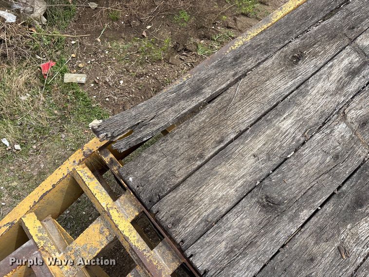 image for item EO4066 2002 Belshe  equipment trailer