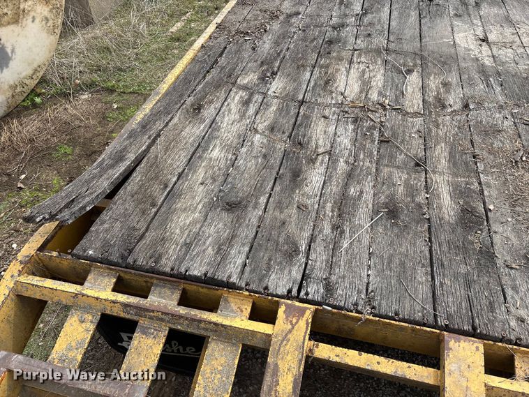 image for item EO4066 2002 Belshe  equipment trailer