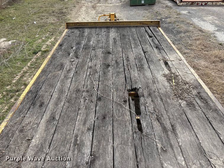 image for item EO4066 2002 Belshe  equipment trailer