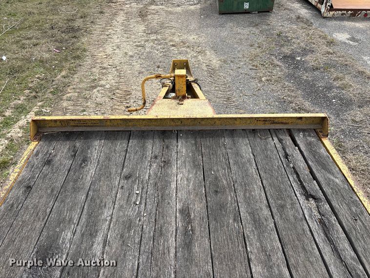 image for item EO4066 2002 Belshe  equipment trailer