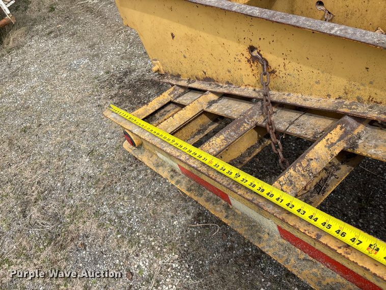 image for item EO4066 2002 Belshe  equipment trailer