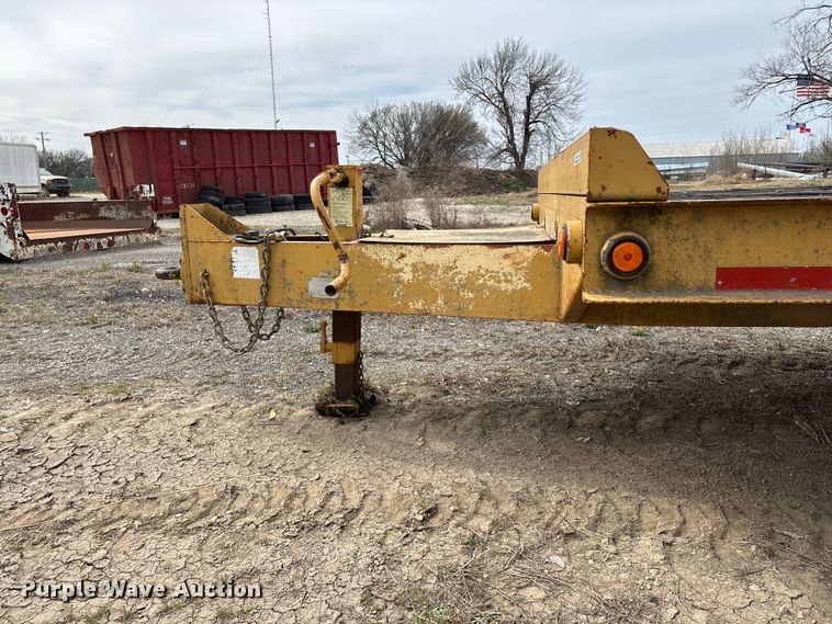 image for item EO4066 2002 Belshe  equipment trailer
