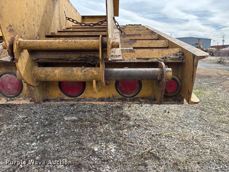 image for item EO4066 2002 Belshe  equipment trailer